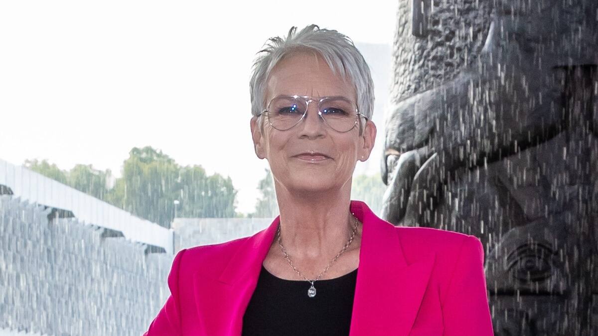 Jamie Lee Curtis recorre el Museo Nacional de Antropología en su visita de promoción a México