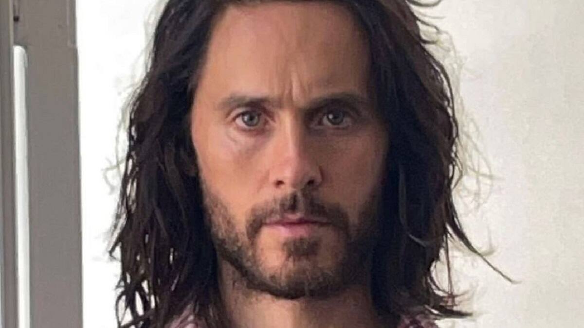¡No envejece!: Jared Leto sorprende con foto cumpleañera sin camisa