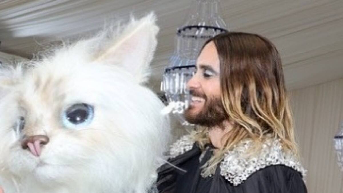 Jared Leto comparte en redes sociales su transformación de gato en la MET Gala 2023