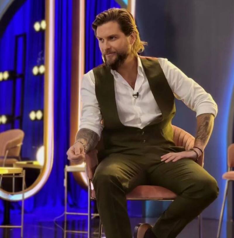 Jean Philippe Cretton anunció su salida de CHV con esta foto. Créditos: Instagram