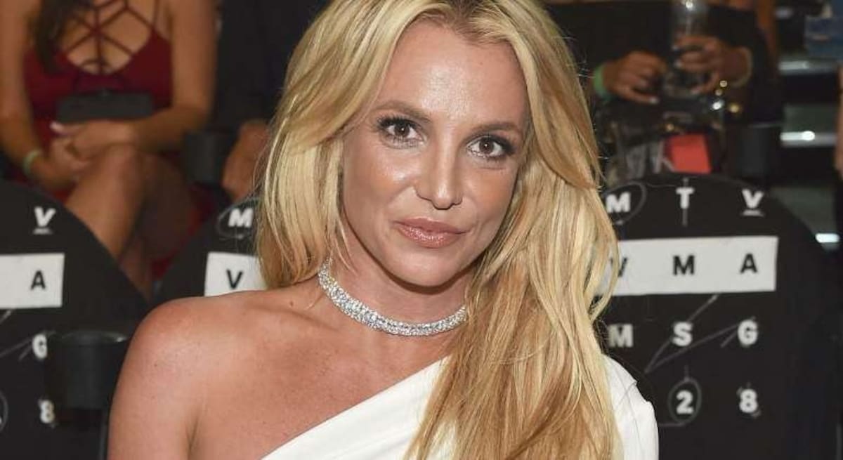 Jeffree Star acusa a Illuminatis por desaparición de Kanye West y Britney Spears Rumores sobre desaparición de Britney Spears - Créditos: El Economista