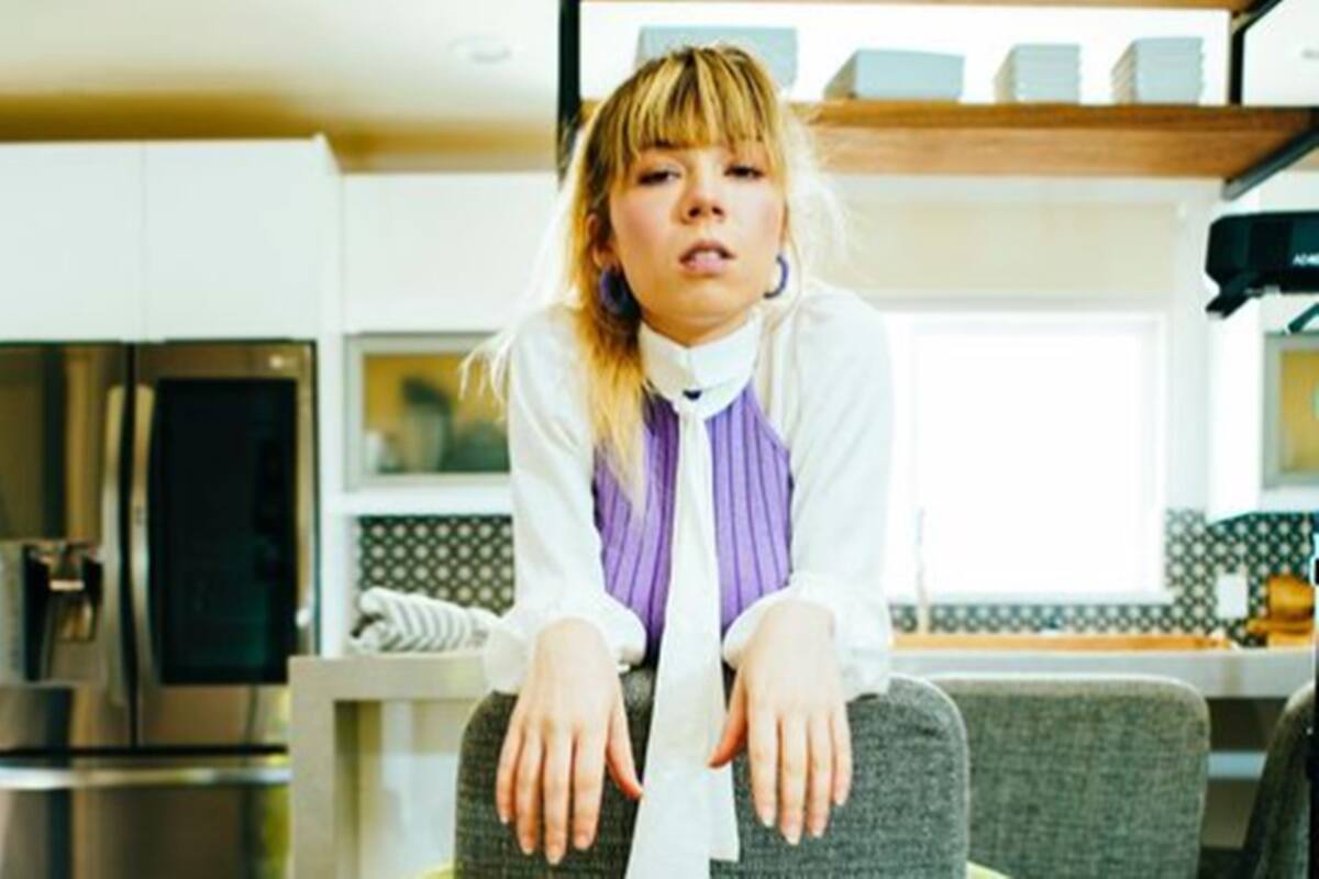 La actriz de 31 años hace unos años estuvo en el huracán cuando publicó su libro biográfico.