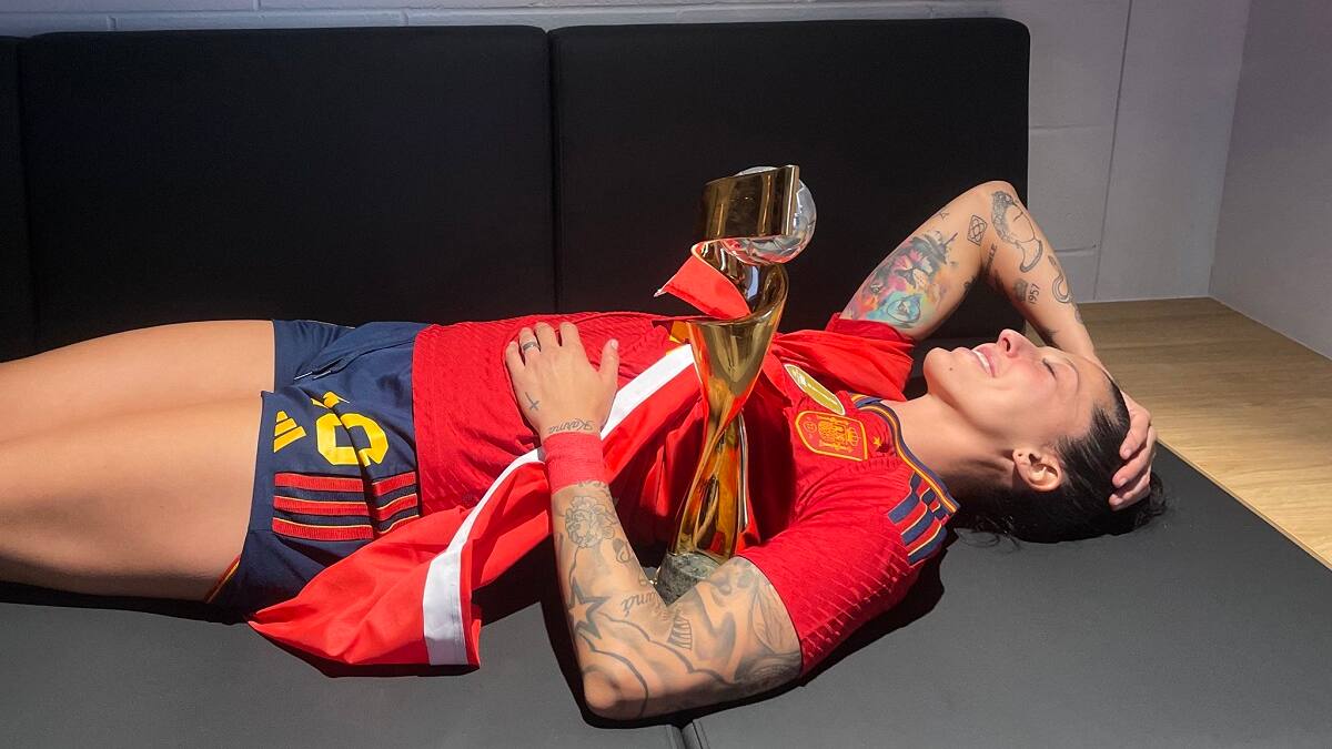 VIDEO | Jenni Hermoso rompió el silencio por polémico beso que “le robó” el presidente de la Federación Española