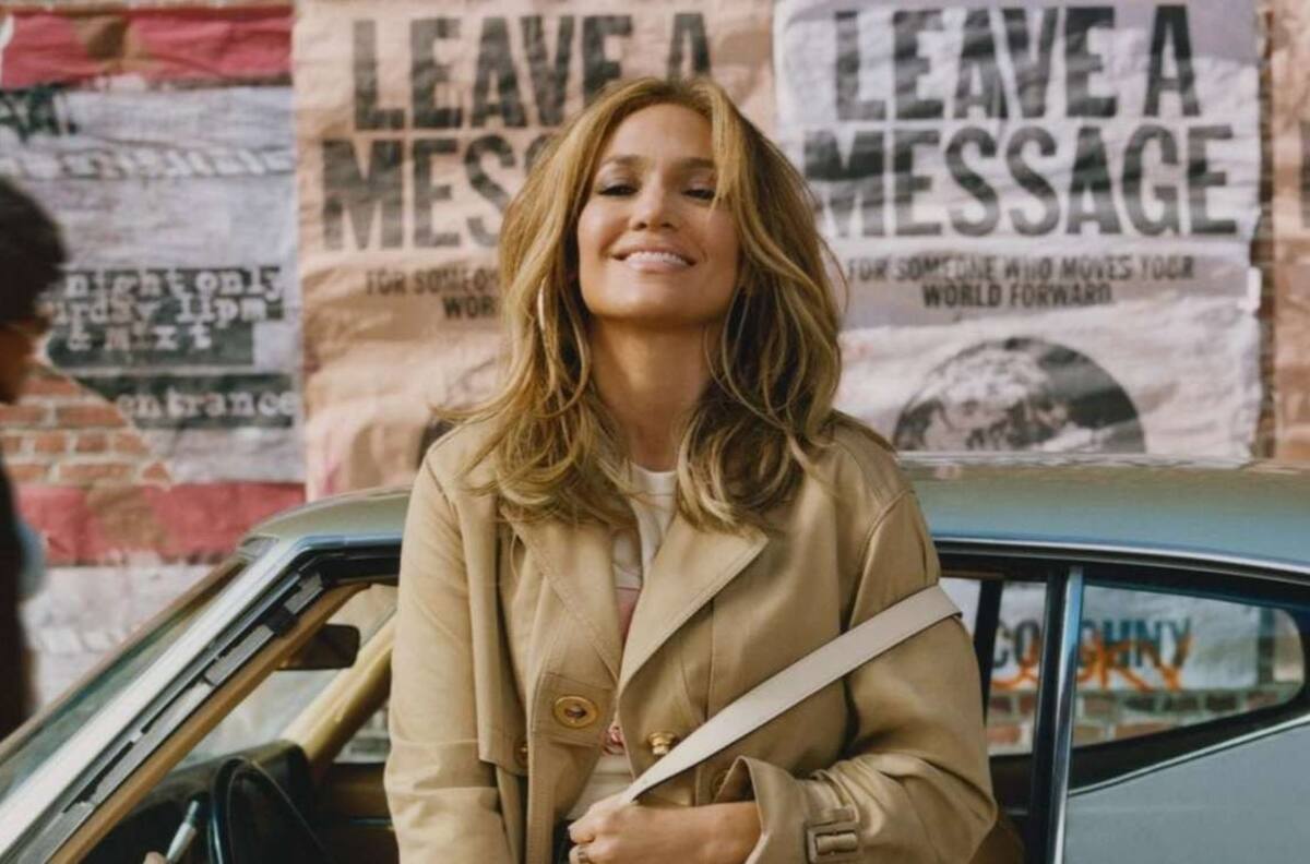 JLo olvida quitar etiqueta del espectacular atuendo Dolce & Gabbana en Venecia