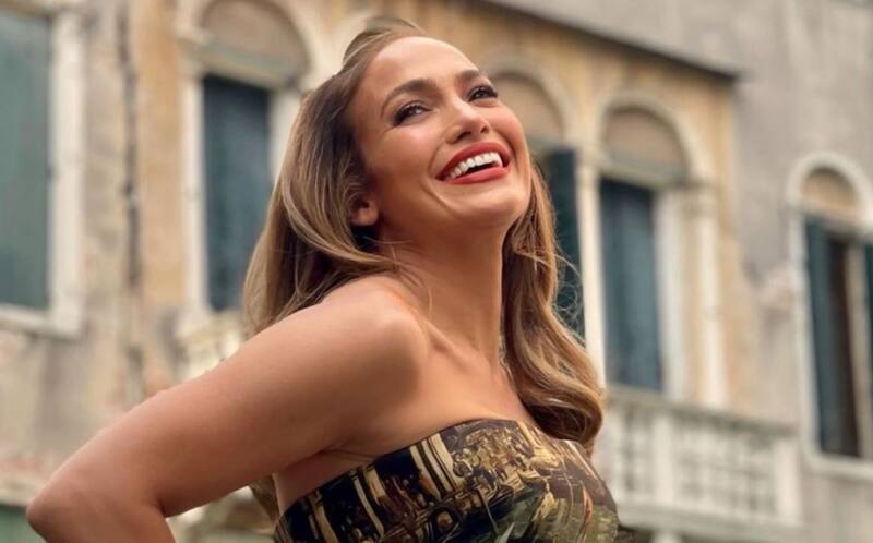 Jennifer Lopez  La cantante compartió con sus seguidores algunos de los momentos que vivió en Navidad con su familia  - Créditos: Instagram: @jlo