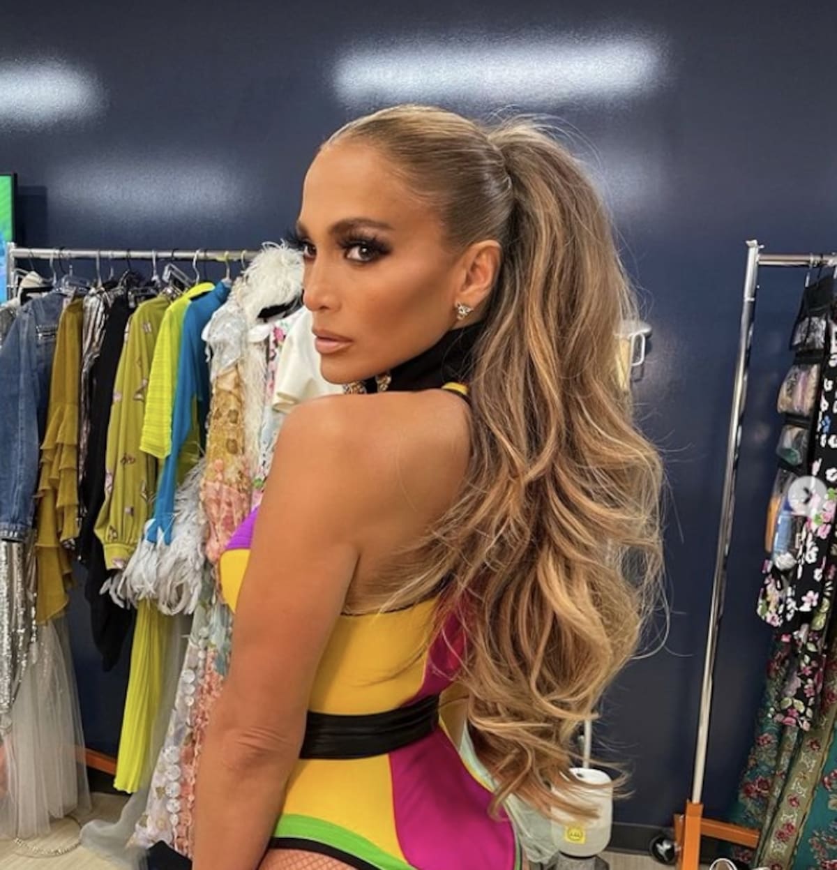 Jennifer Lopez La "Diva del Bronx" comparte sus secretos de belleza - Créditos: Instagram @jlo