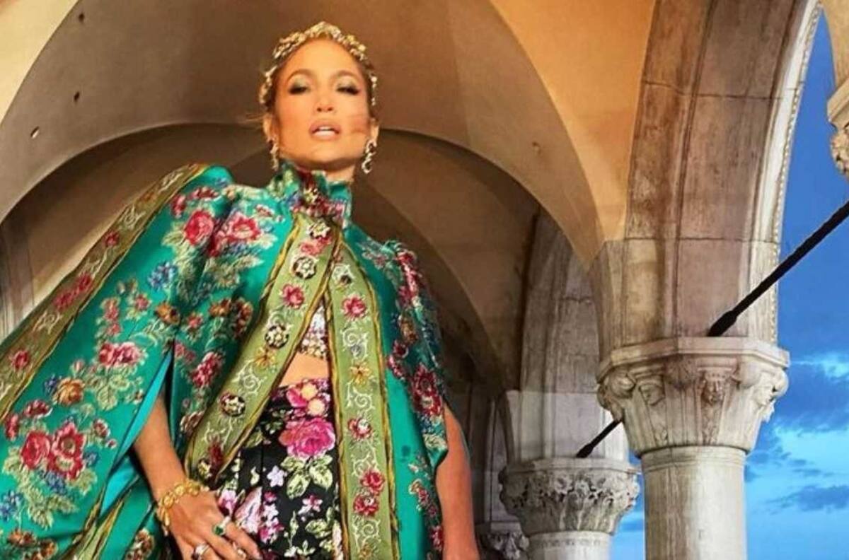 JLo comparte el secreto de belleza para lucir radiante como ella