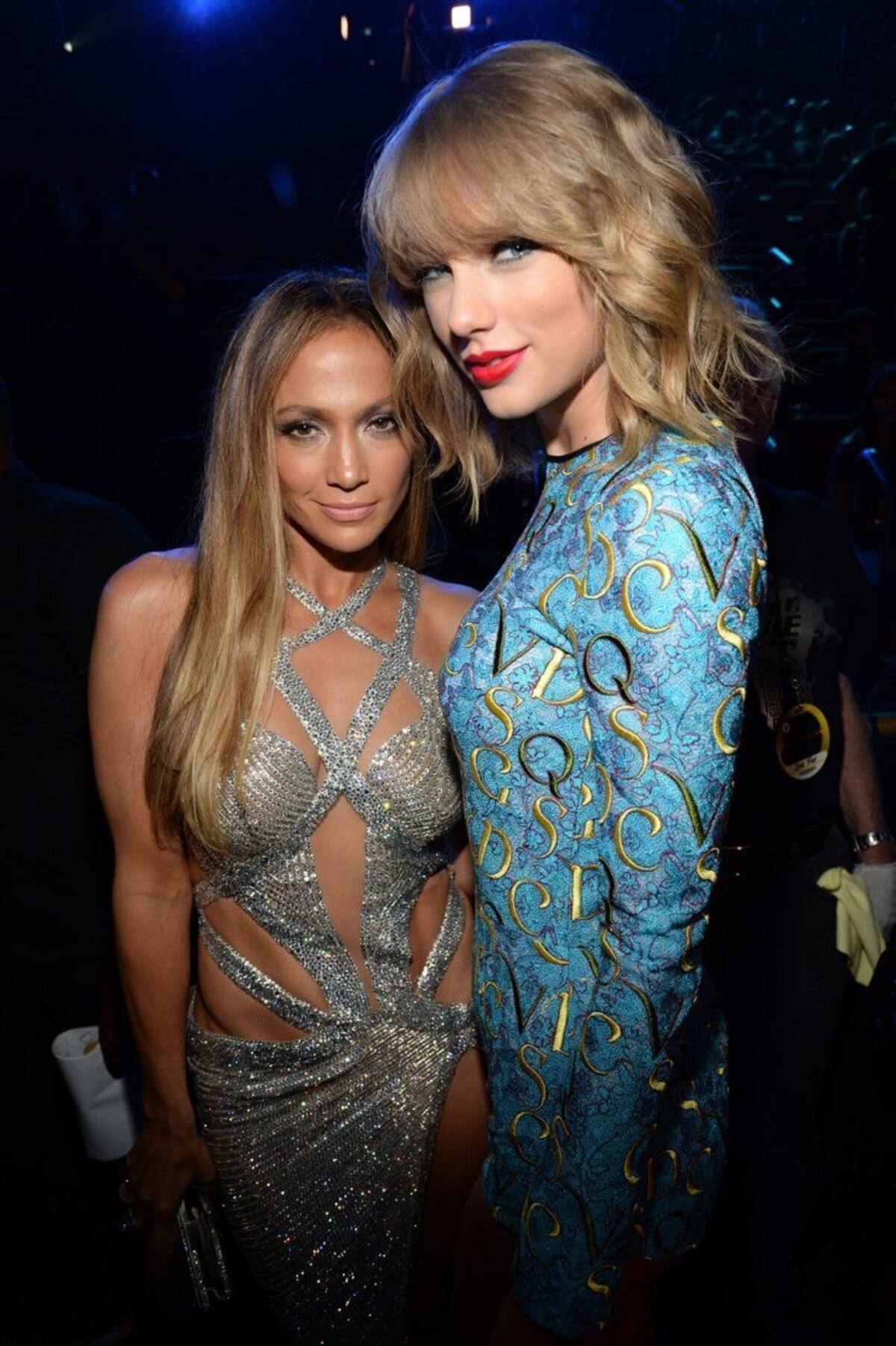 Jennifer Lopez y Taylor Swift Las cantantes hicieron este explosivo dueto hace ocho años - Créditos: Foto de archivo