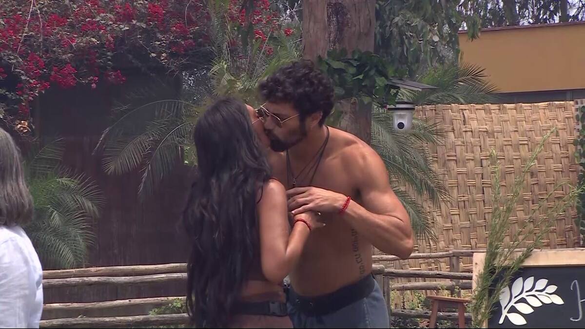 Jhonatan Mujica y Pamela Díaz en "Tierra Brava"