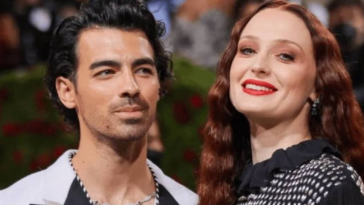 Joe Jonas y Sophie Turner dividen las festividades de sus hijas tras su separación