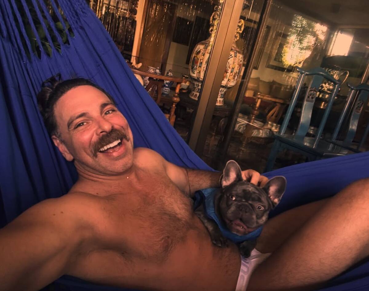 El animador de Mucho Gusto revolucionó las redes con sensual foto.