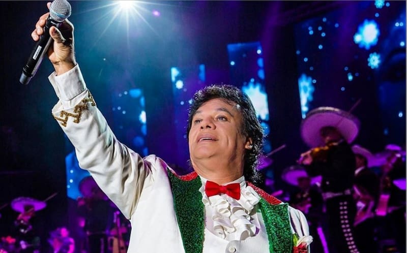 Juan Gabriel  El cantante mexicano perdió la vida en el 2016, a causa de un infarto   - Créditos: El periódico usa