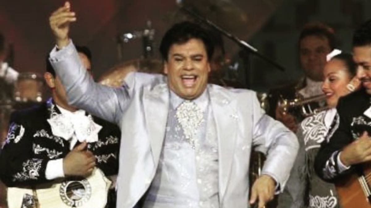 Iván Aguilera el custodio del legado y herencia de Juan Gabriel