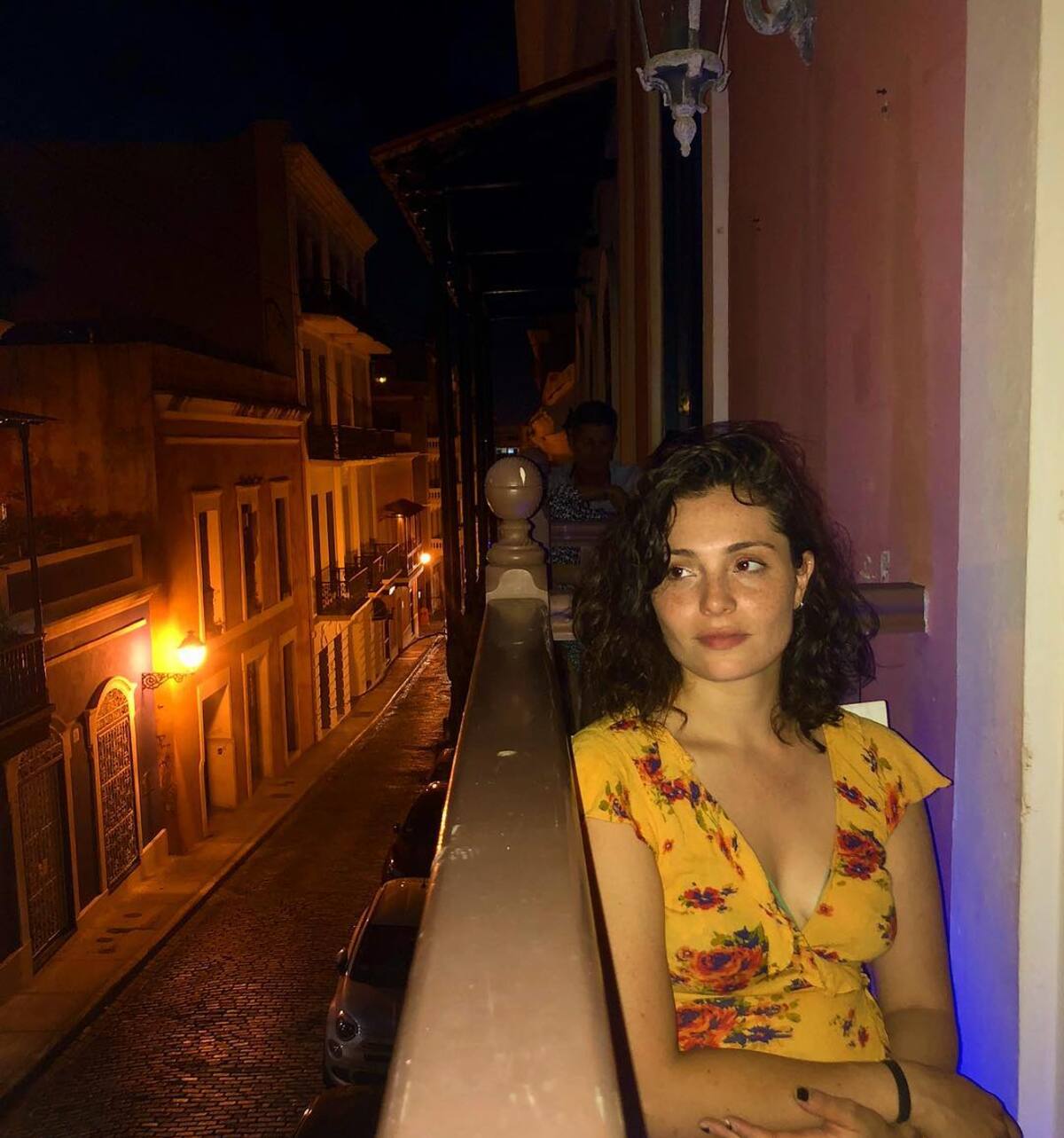 es June Hawkins en "Griselda"