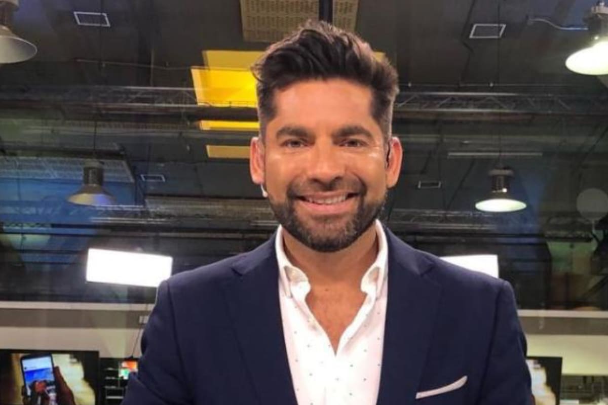 El animador presentó a su nueva pareja.