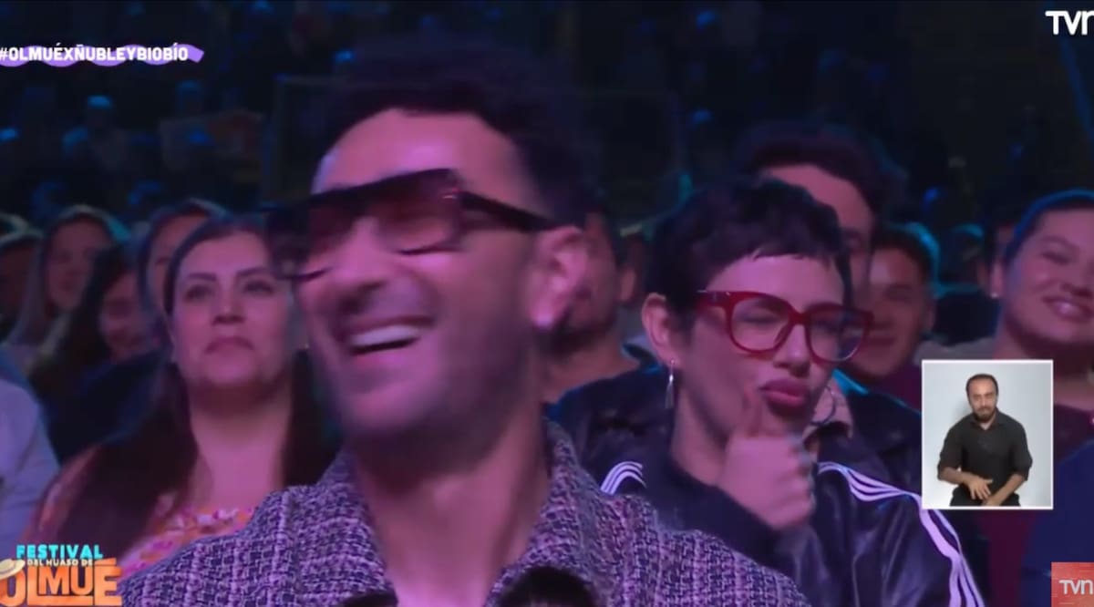 La reacción de la actriz en el chiste en doble sentido de Felipe Parra.