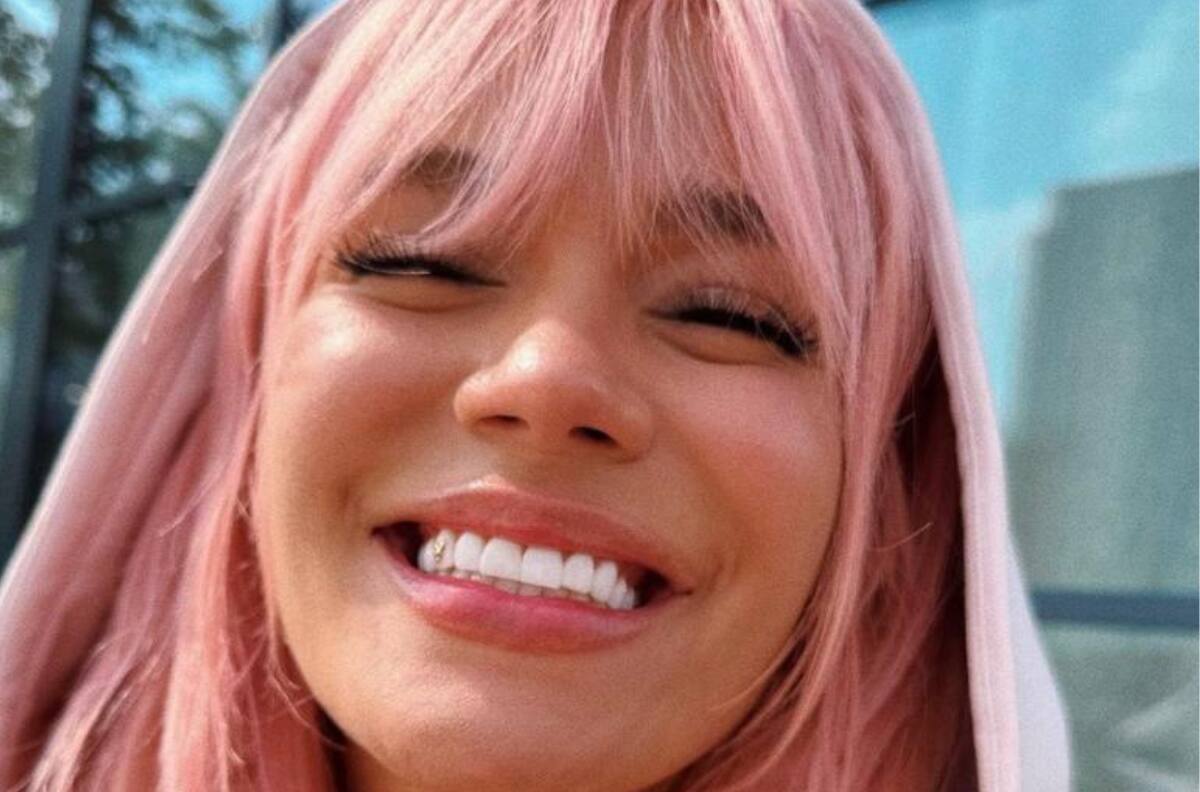 Karol G y Maluma sorprenden con imágenes muy sugerentes en la piscina