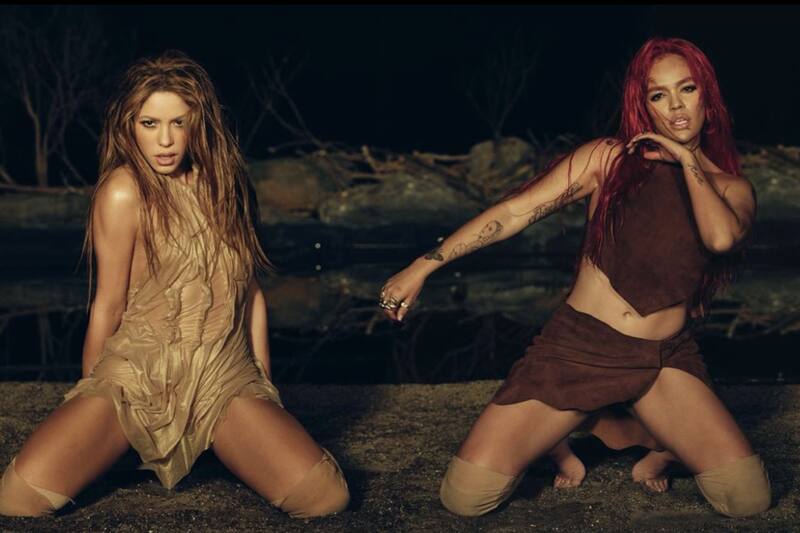 Karol G y Shakira Reacciones de "TQG" - Créditos: Video