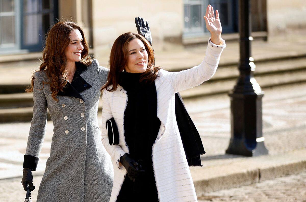 El impactante parecido entre la reina Mary de Dinamarca y Kate Middleton