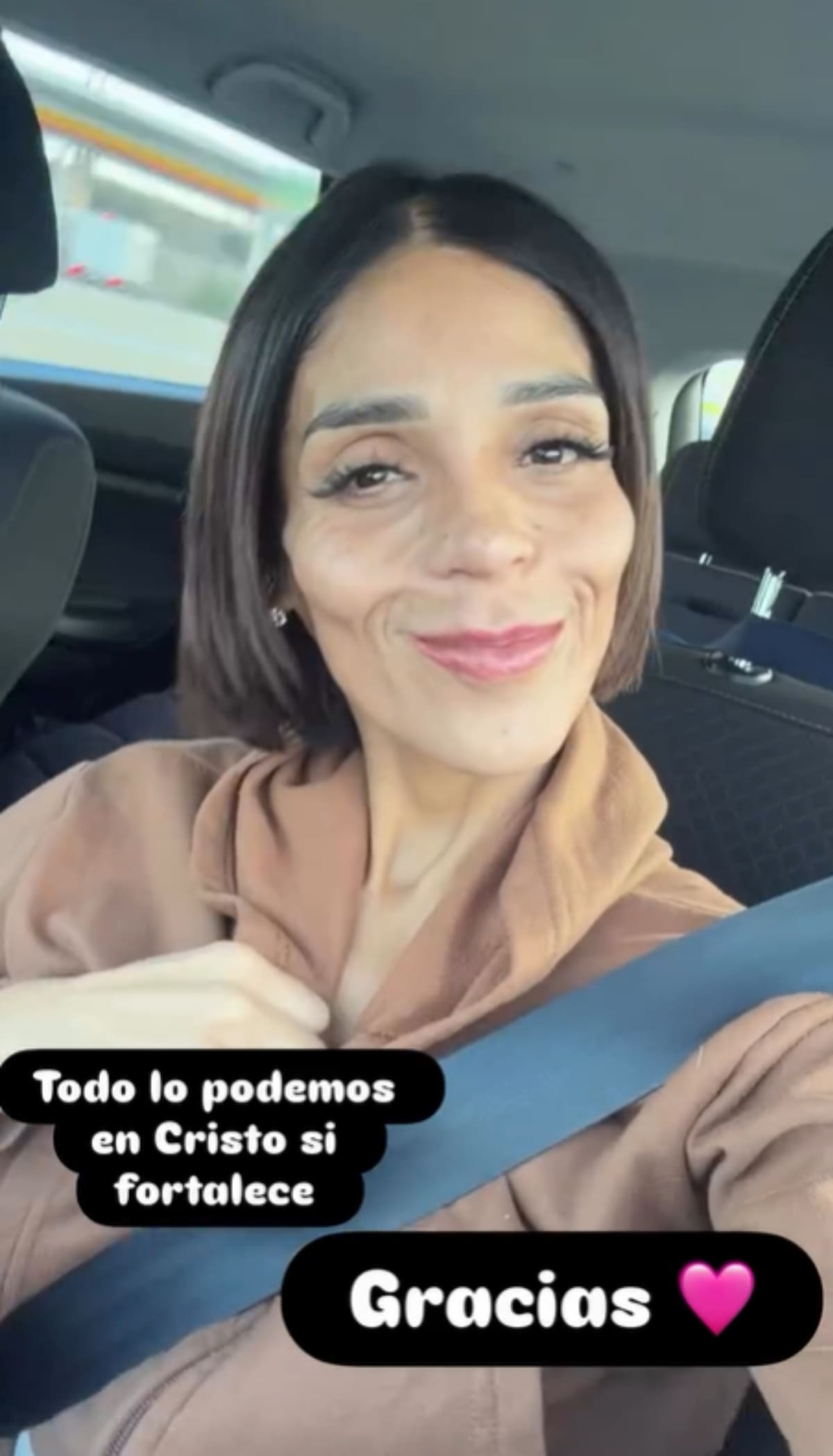 Mostró su nuevo look en redes sociales. Foto: Instagram.