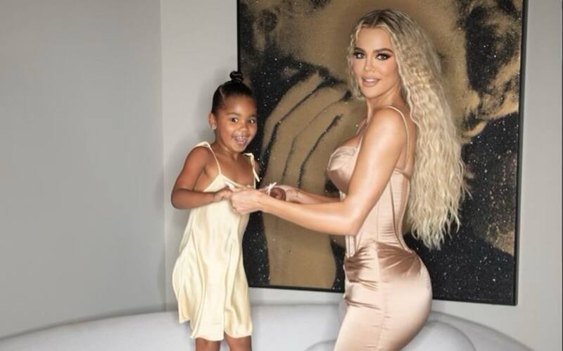 Khloé Kardashian La socialité compartió el tierno detalle que su hija True tuvo con ella por el Día de las Madres - Créditos: Instagram