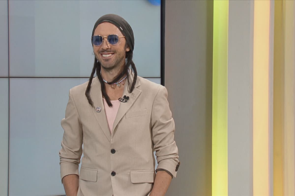 tiene una lista de misteriosos y desconocidos romances.