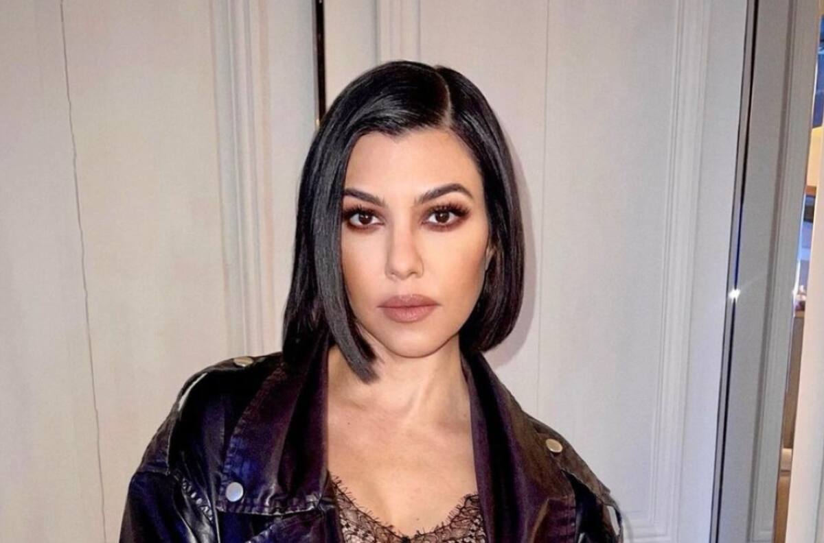 Kourtney Kardashian presume en bikini lo grande que está su pancita de embarazo