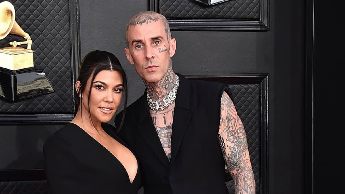 Kourtney Kardashian y Travis Barker muestran por primera vez a su hijo Rocky