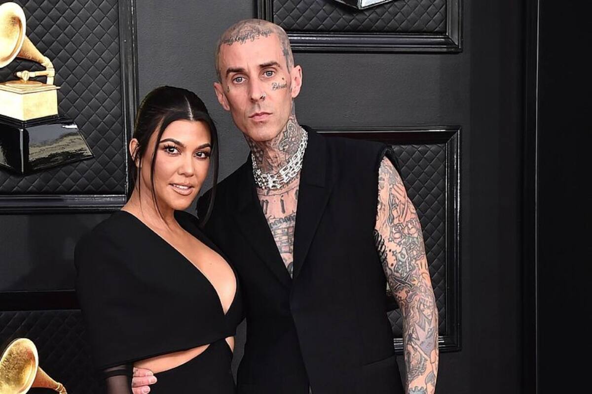 Kourtney Kardashian y Travis Baker muestran por primera vez a su bebé