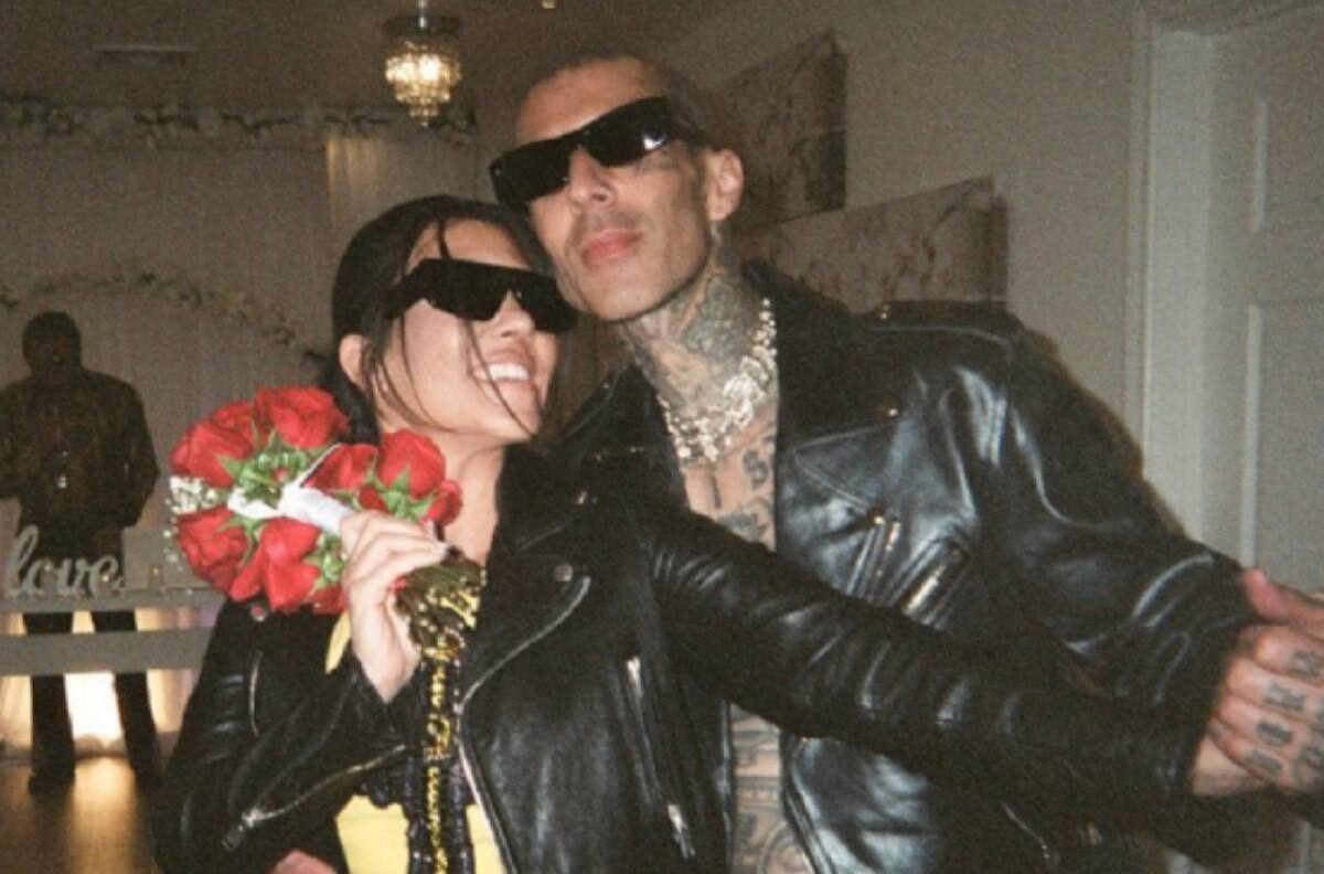 Kourtney Kardashian celebra el primer aniversario de su boda en Las Vegas con Travis Barker