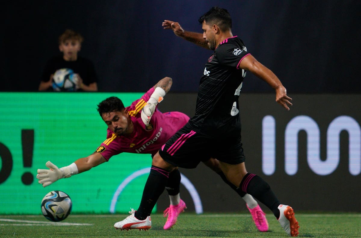 VIDEO | Continúa los festejos: El Kun Agüero anotó un doblete en la Kings League