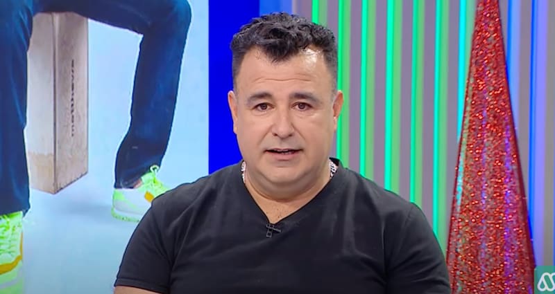 El actor reveló que sufrió abuso sexual por un sacerdote que actualmente está prófugo.