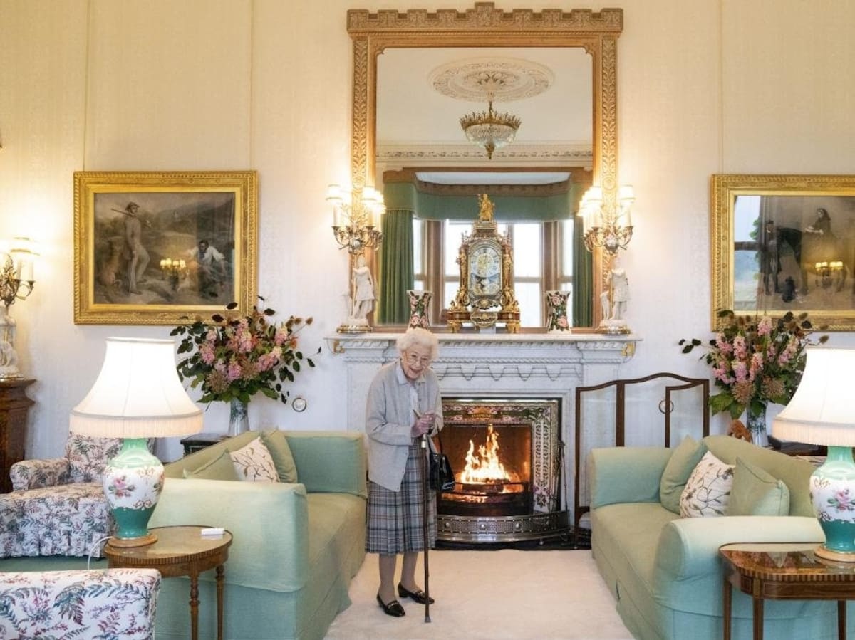 La monarca fue fotografiada por última vez en el Castillo de Balmoral.