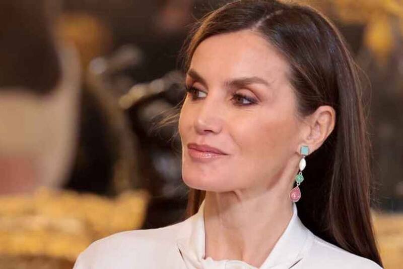 La reina Letizia es sentenciada por su estilista Alberto Cerdán Reina Letizia - Créditos: Internet