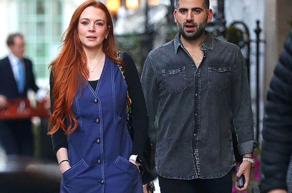 Lindsay Lohan antes de recibir a su bebé se toma unas vacaciones en la playa con su esposo