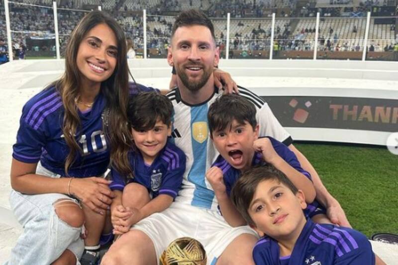 Lionel Mess, Antonela Roccuzzo e hijos El domingo 19 de marzo se celebró en España el Día del Padre. - Créditos: Instagram: antonelaroccuzzo