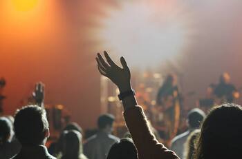 Uno más: Live Nation también pedirá prueba de vacunación