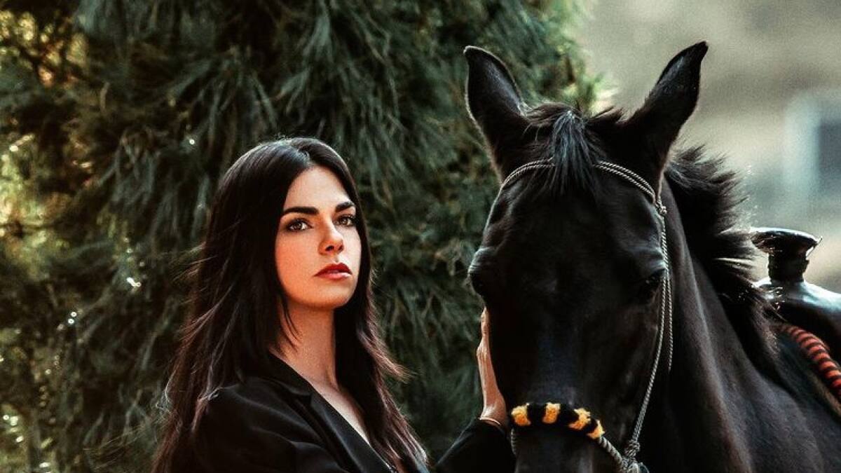 A Livia Brito le sale lo "desalmada" y estalla en contra de una revista mexicana