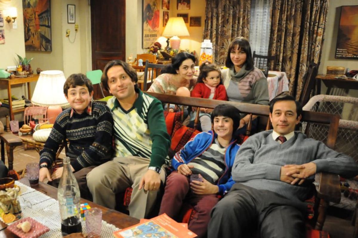 "Los 80" es una de las series más queridas de Chile por la forma humana que trató los cambios sociales durante la dictadura.