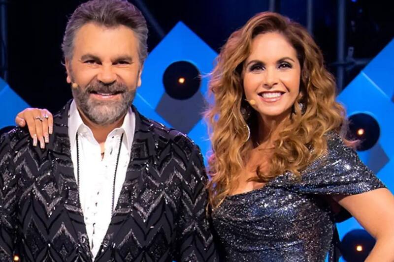 Piden un beso a Lucero y Manuel Mijares