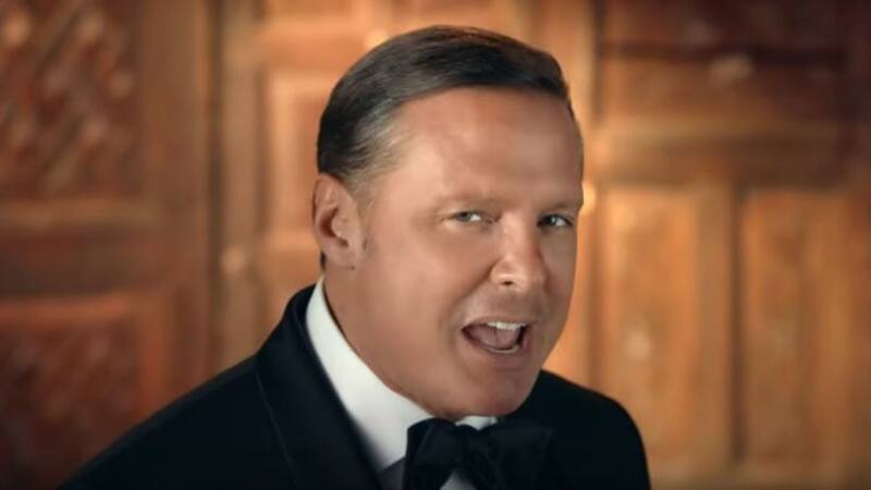 Luis Miguel También pone sus canciones en la fiesta - Créditos: Especial
