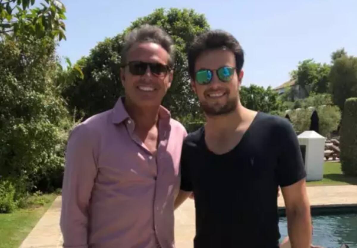 El cantante y el pilo replicaron el encuentro que tuvieron en mayo de 2022