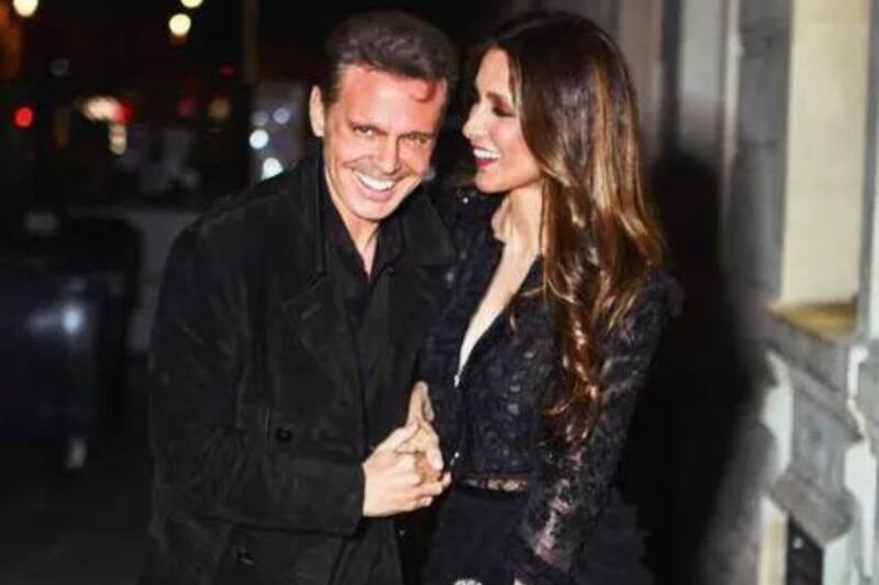 La pareja pasaría el Año Nuevo en un paradisiaco destino.