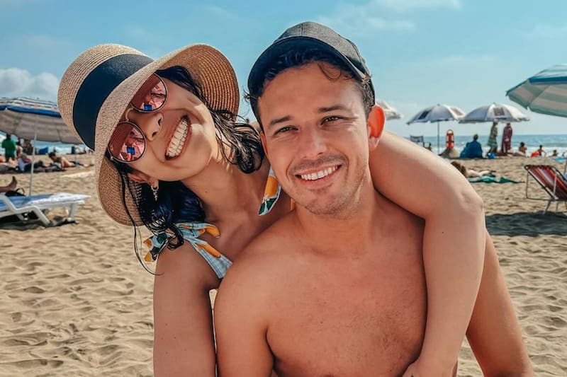 revela detalles de su relación y vida sentimental.