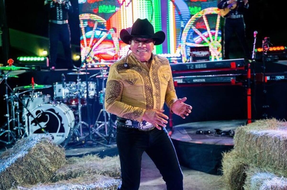 Lupe Esparza, vocalista de Bronco, sufre al dar positivo a Covid-19 ¿Qué tan grave está?