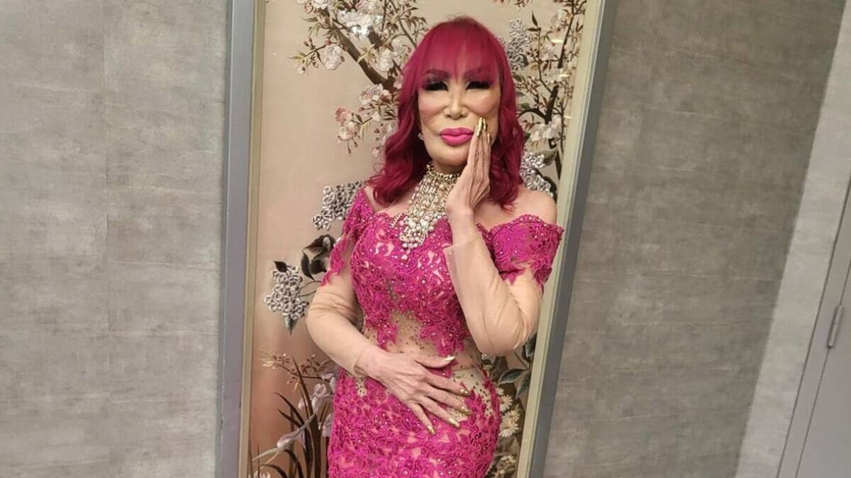 Lyn May intenta besar a Daniel Arenas y así reaccionó el actor