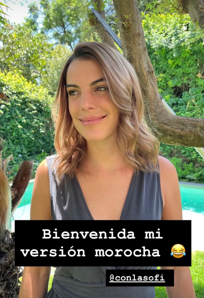 La diputada sorprendió con nuevo y radical cambio de look.