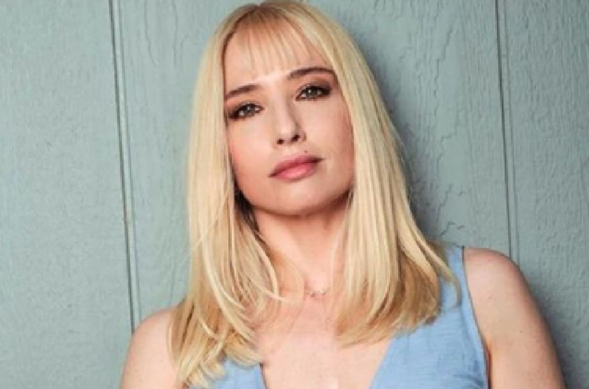 Mane Swett vuelve a la actuación tras incansable lucha legal por recuperar a su hijo