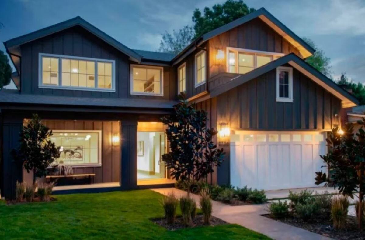 ¿Cómo es y cuánto cuesta la mansión donde vivía Chicharito Hernández en Los Angeles?