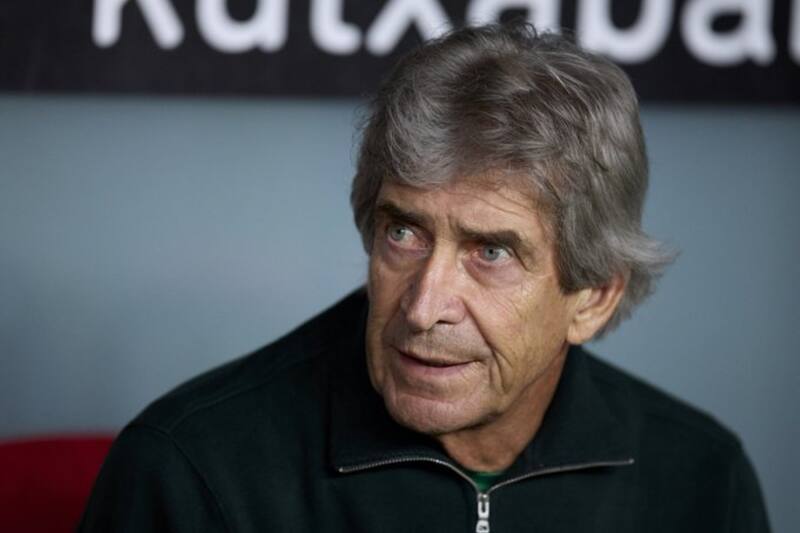 El entrenador chileno ha vivido días polémicos en España.
Créditos: Betis